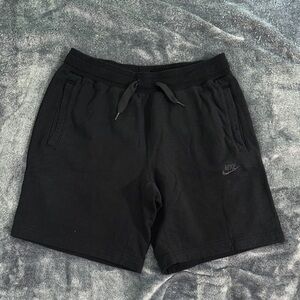Nike Men's Black Shorts - Large